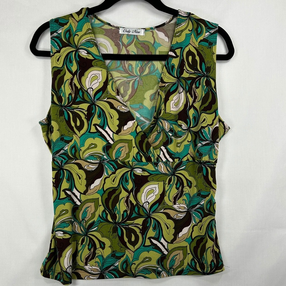 Only Nine Vintage 2000s Woman's Sleeveless V Neck Tank Top Large Green Floral